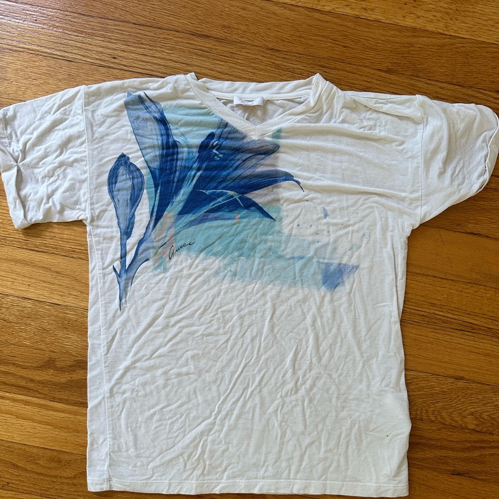 Girls Gucci T shirt size 8, crew cut shorts size 8